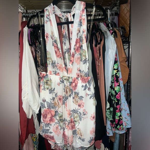 Noble U Pants - MWT Noble U Floral Jumpsuit Open Back -Pink and White